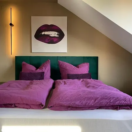 Five Κόμπλεντς